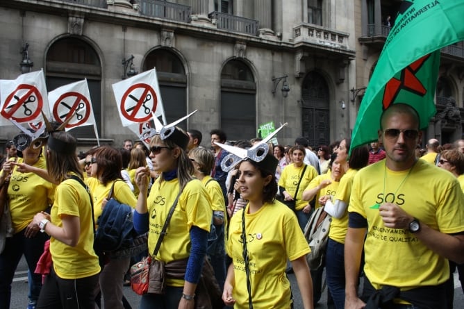 Imatge de la manifestació del món de l'ensenyament de maig de 2012