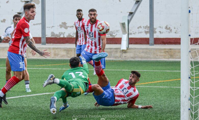 Partido entre el CD Pedroñeras y el  Atlético Albacete