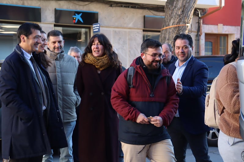 Autoridades saludan a viajeros de Pozuelo de Calatrava