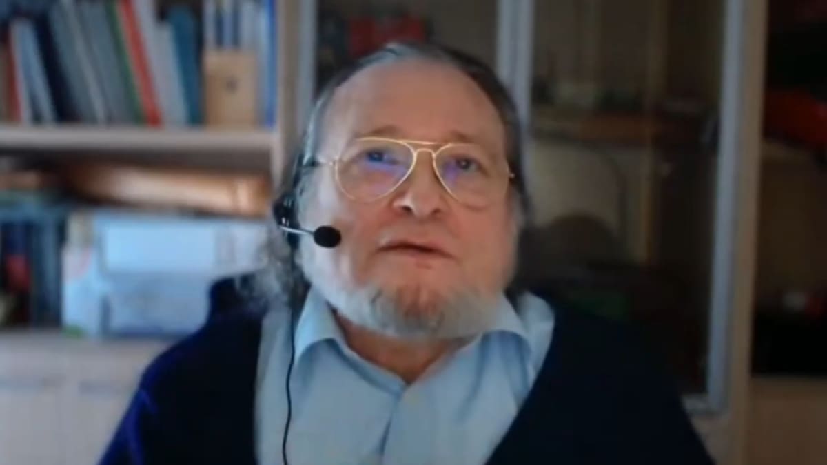 El mensaje de Niño Becerra a los trabajadores españoles por el futuro inmediato no puede ser más claro: o cambian, o al paro