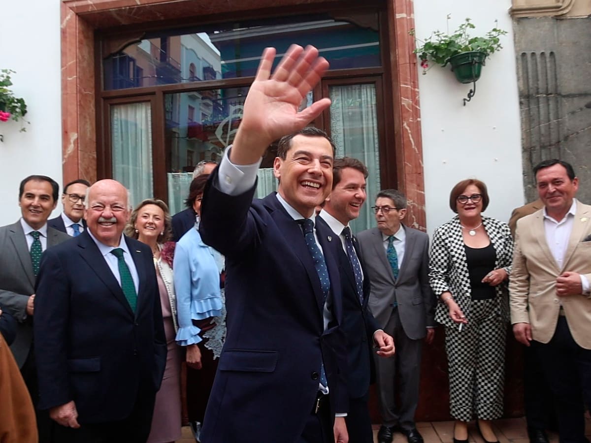 Detenido tras increpar y amenazar a Juanma Moreno durante su visita a Cabra