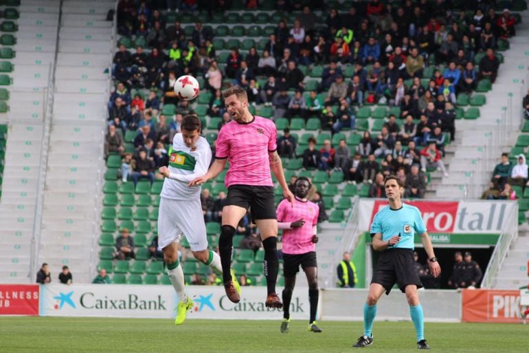 La afición del Elche disfrutó con un gran partido de su equipo