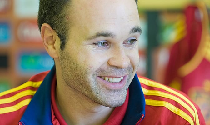 Iniesta comparece en rueda de prensa