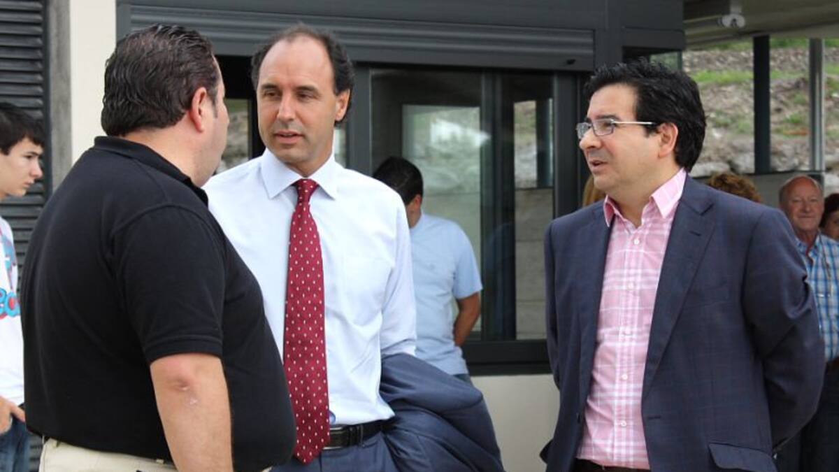 Carlos Cortina deja el Ayuntamiento y la presidencia del PP de Astillero