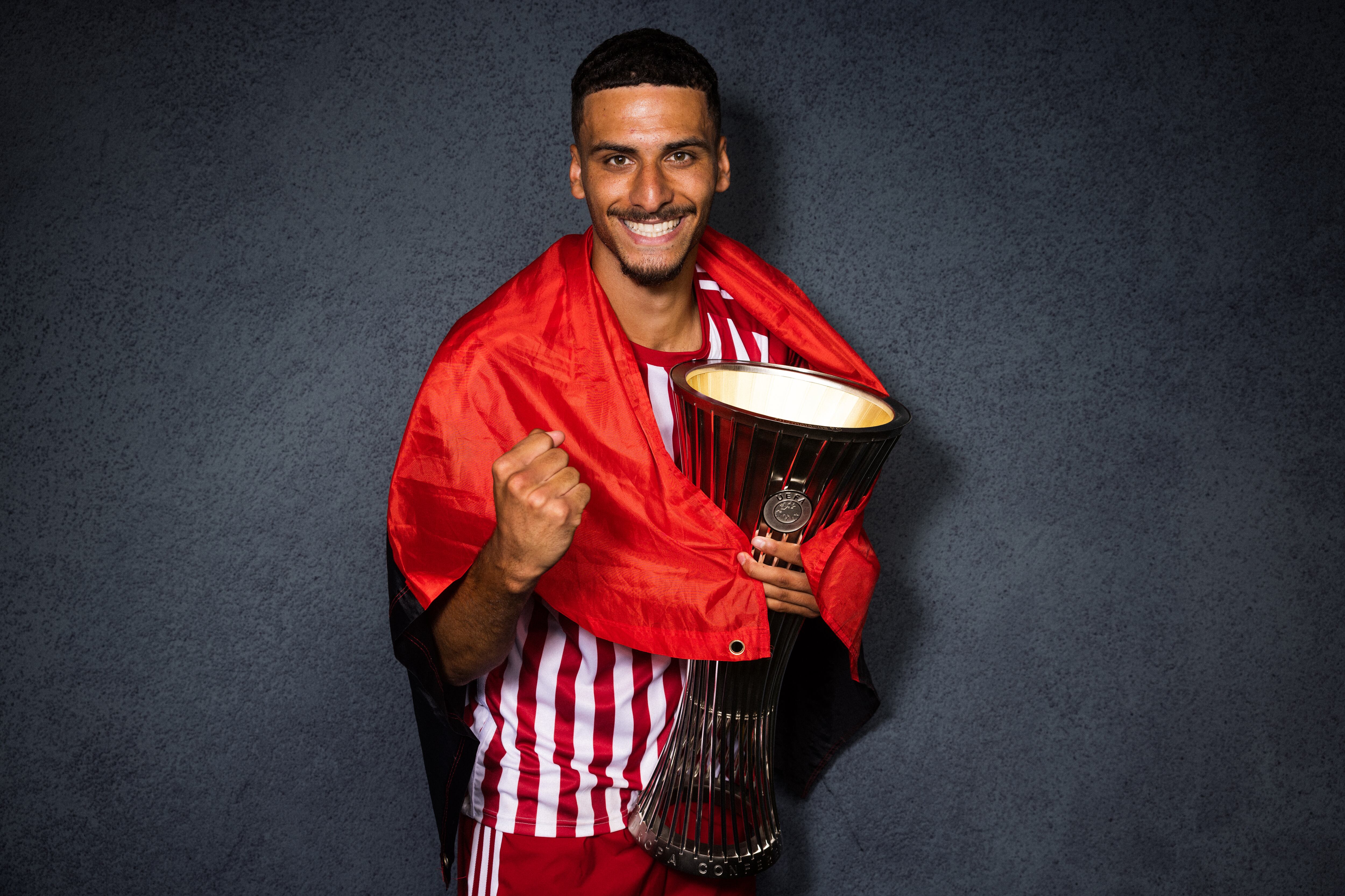 El Real Oviedo consigue la cesión del central zurdo David Carmo