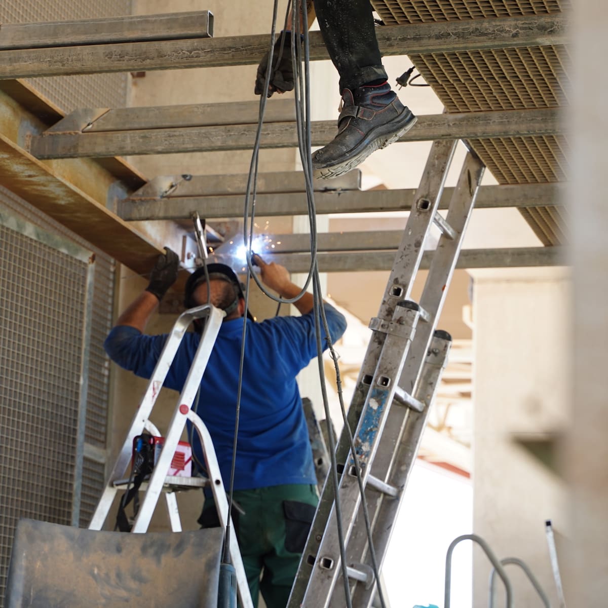 El Real Murcia amanece con susto: pequeño incendio en las oficinas del Enrique Roca