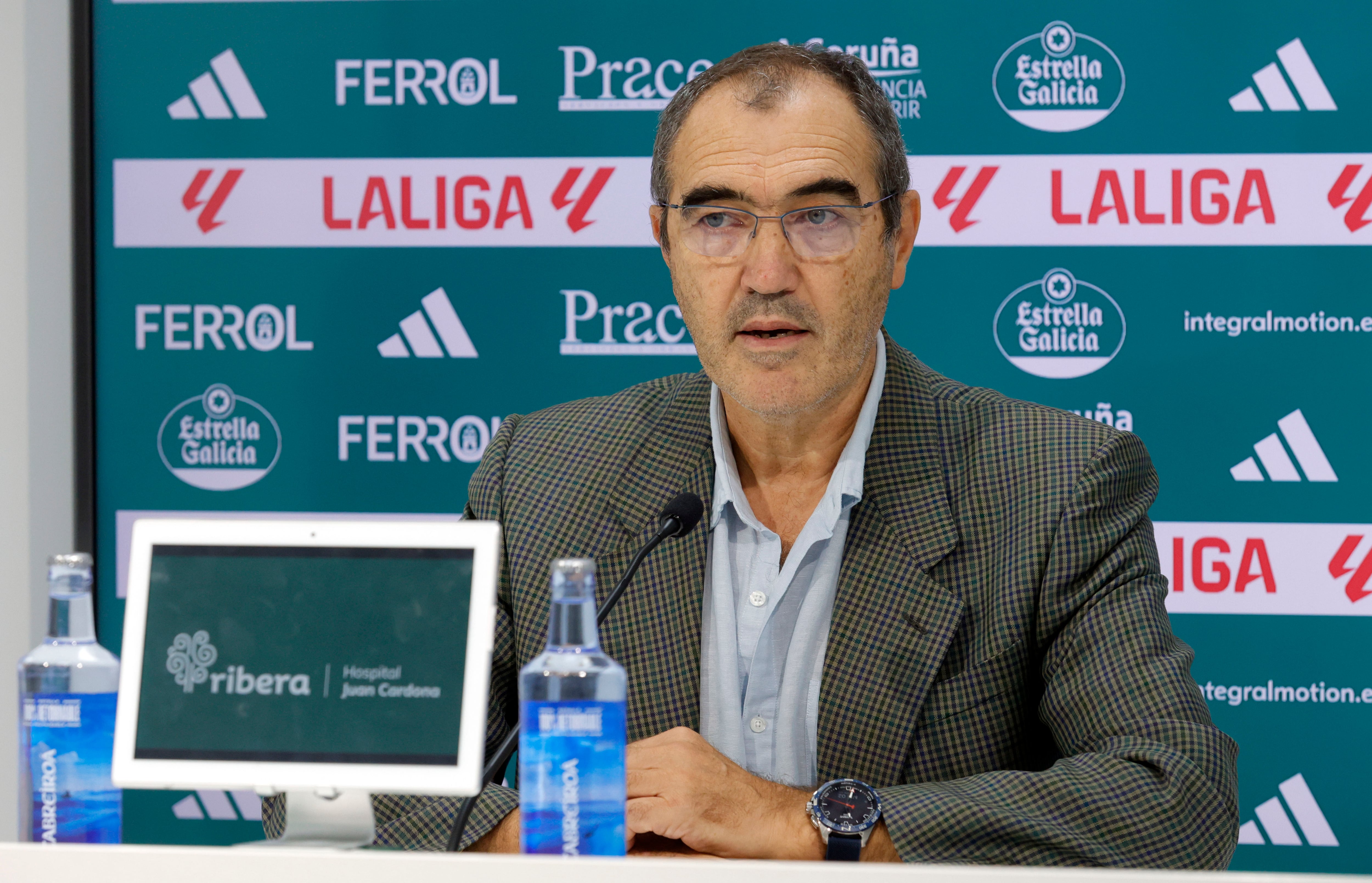 El director general del Racing, Carlos Mouriz, en una imagen de archivo (foto: Kiko Delgado / EFE)