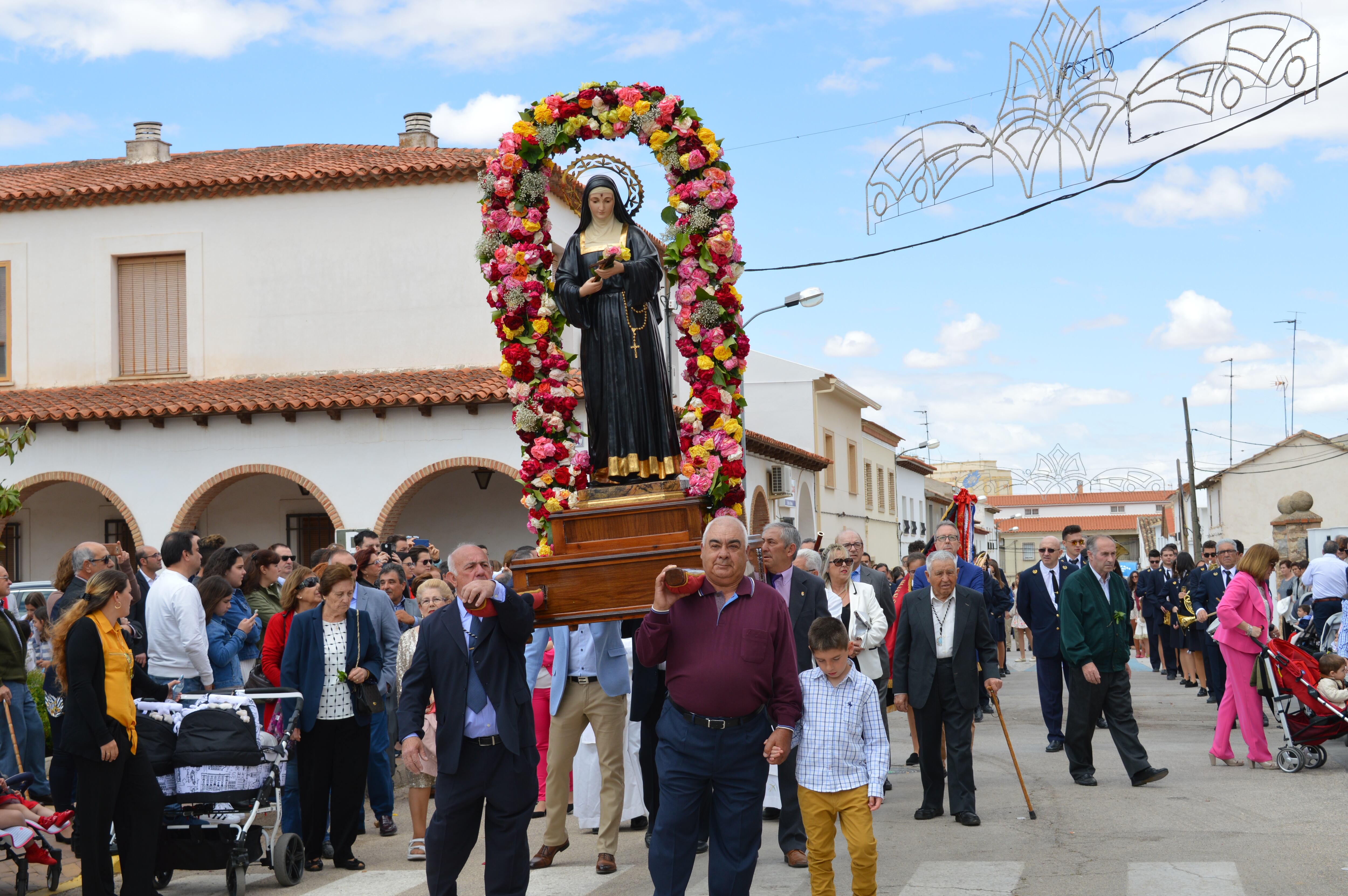 Procesión de Santa Rita