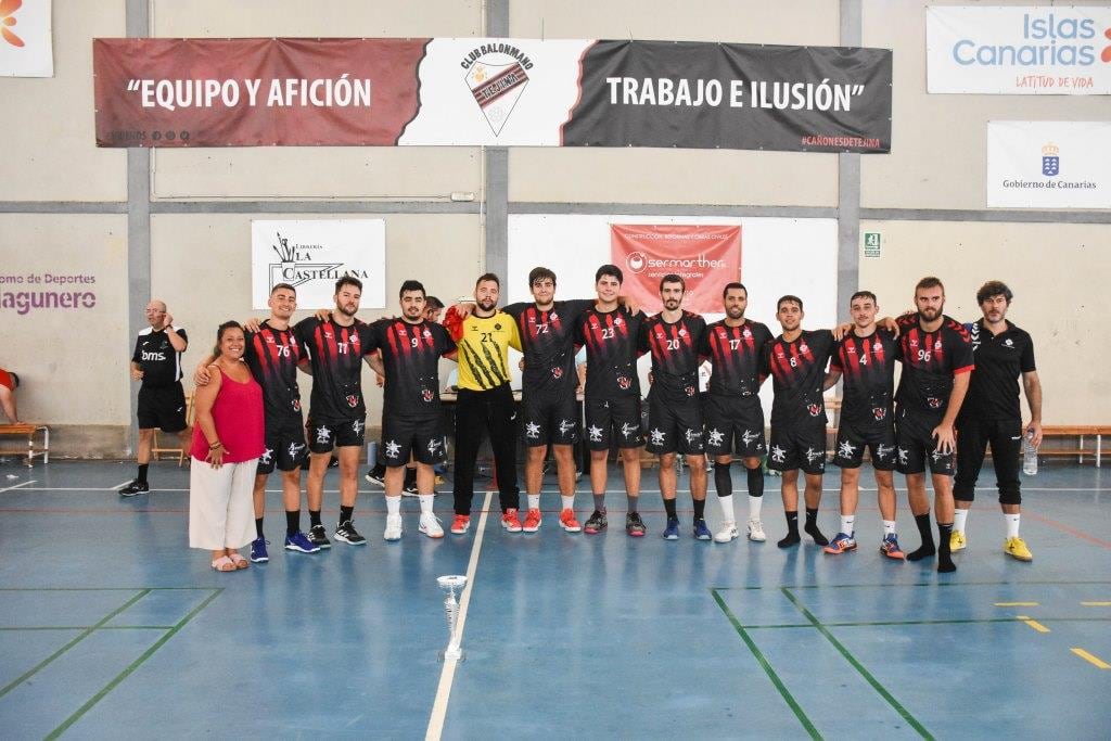 Equipo del San José Obrero en el Torneo del Cristo.