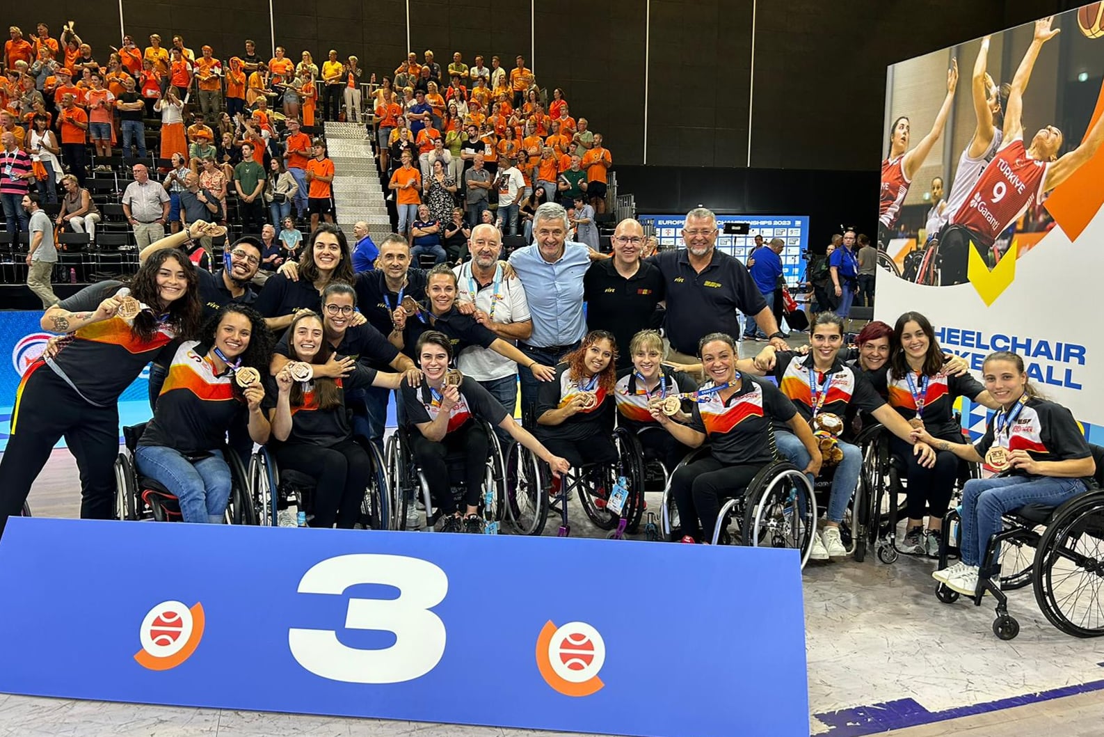 ROTTERDAM, 18/08/2023.- La selección española femenina de baloncesto en silla de ruedas conquistó este viernes la medalla de bronce en el Europeo de Rotterdam (Países Bajos) y repitió el mismo puesto que en el anterior campeonato continental disputado en Madrid en 2021.