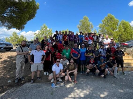 Participantes en la competición de tiro de recorridos en el CT Loreto