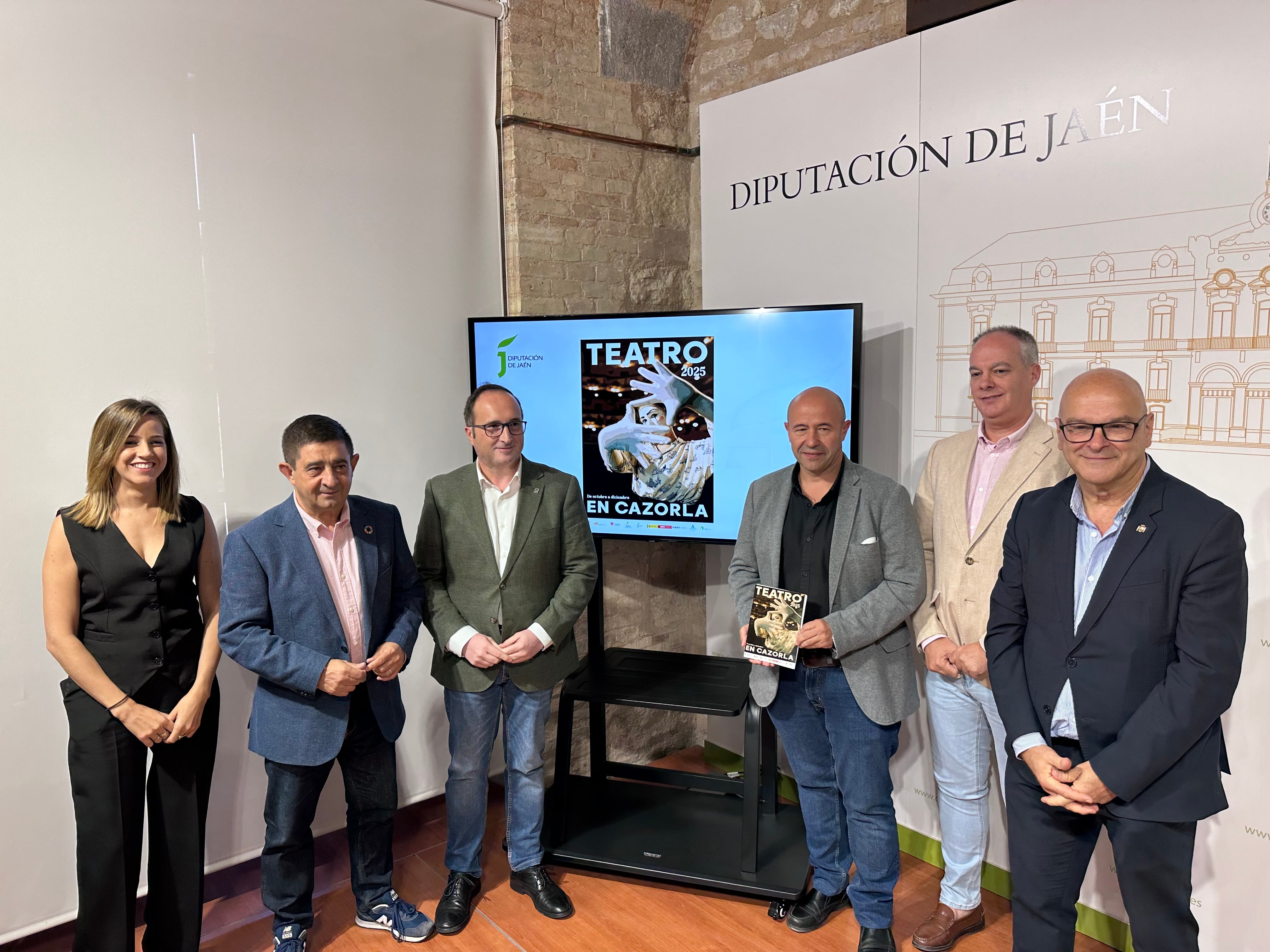Presentación del Festival de Teatro de Cazorla en el Palacio Provincial.