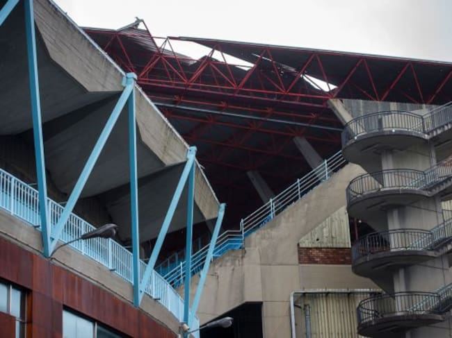 Cubierta de Balaídos levantada por el viento en 2017