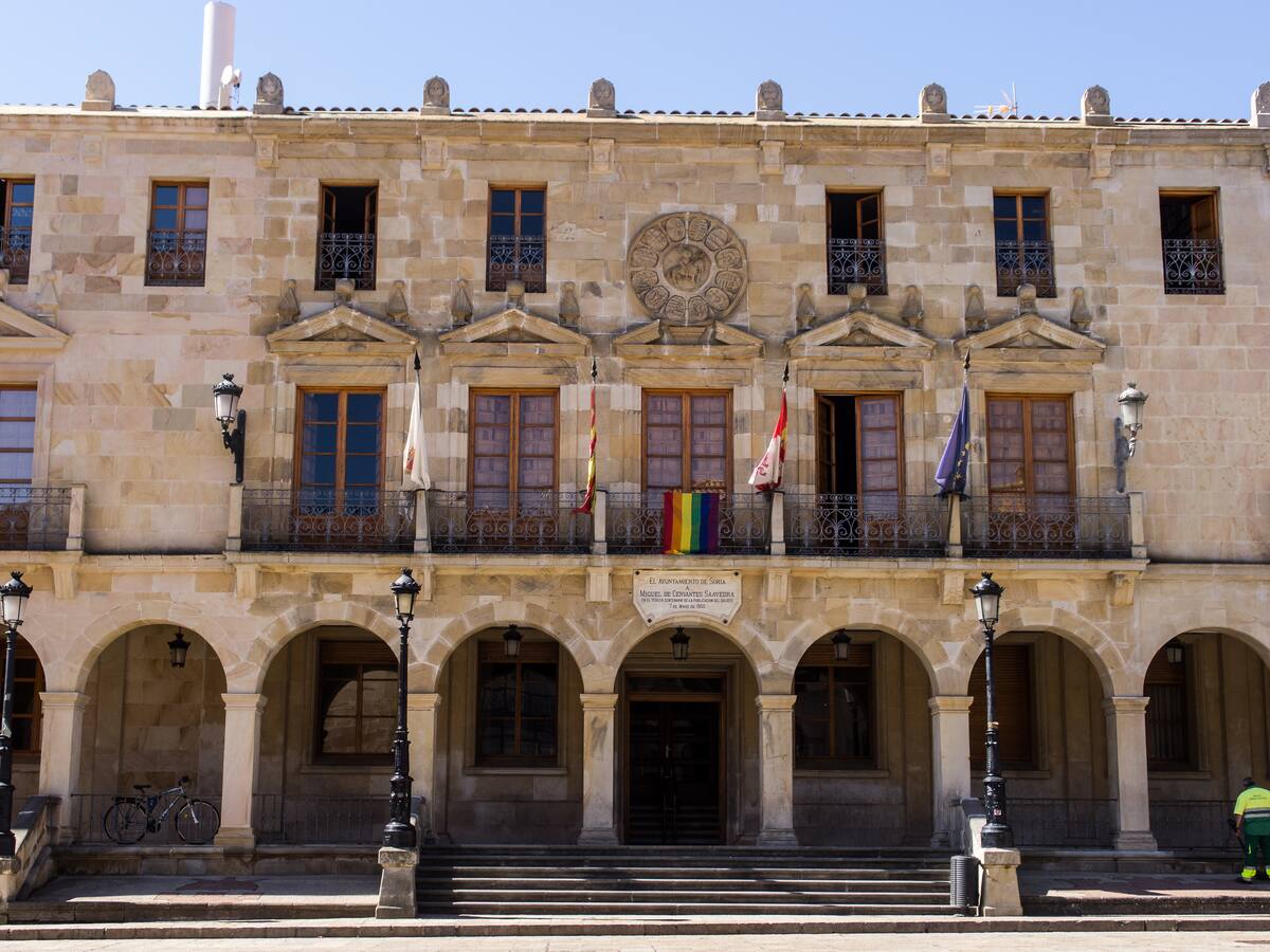 El ayuntamiento de Soria aprueba certificaciones en aceras de la ciudad y la pasarela de Las Casas y Santa Clara por 290.000 euros