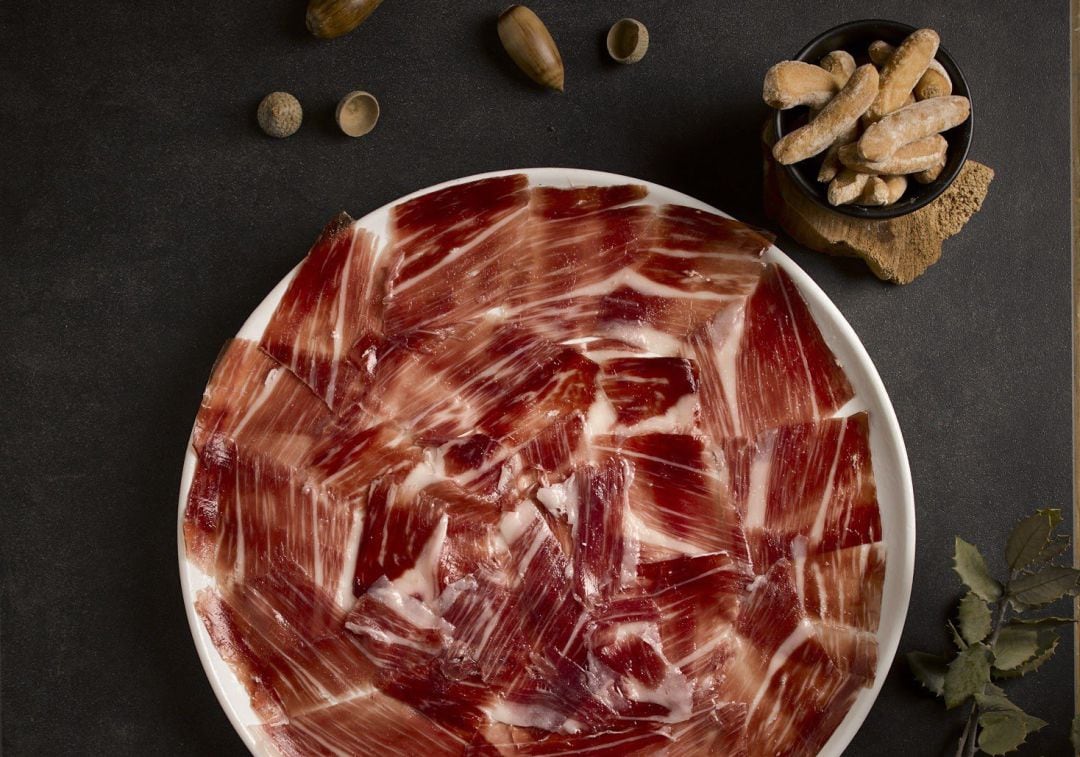 Plato de jamón ibérico.