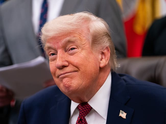 El presidente participa en un acto en la Casa Blanca con funcionarios militares