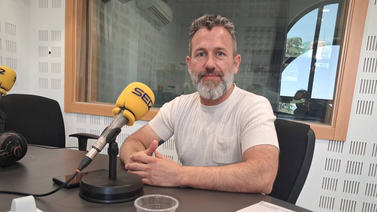 Entrevista al alcalde David Blázquez, alcalde de Torrejón de la Calzada, sobre temas de actualidad del municipio.