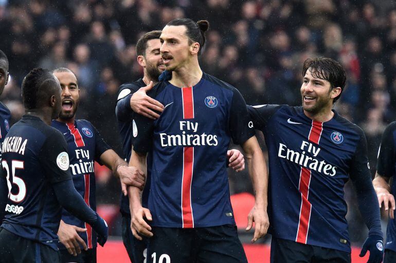 Ibrahimovic celebra un gol con el PSG