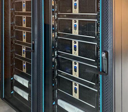 Servidores del aula medioambiental del Rancho Texas Lanzarote Park.