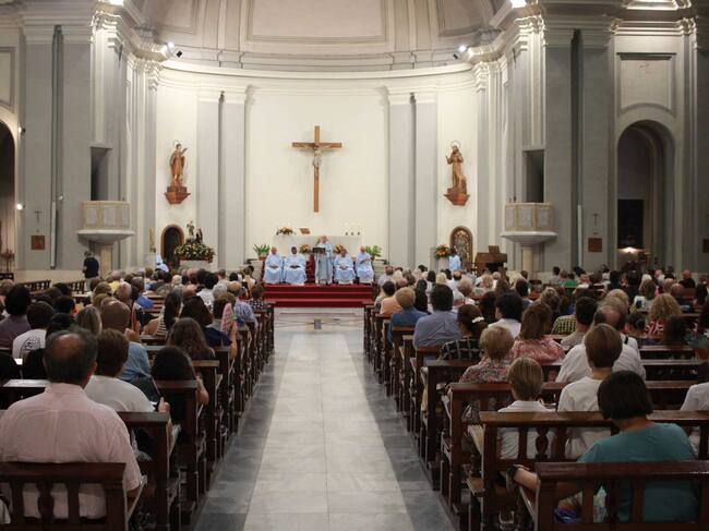 La eucaristía tuvo lugar en la iglesia de San Mauro y San Francisco