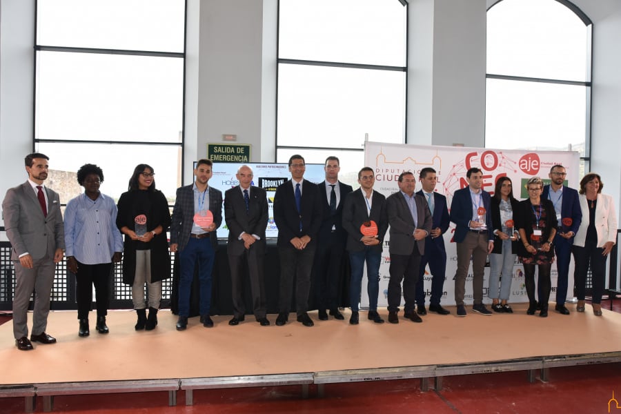 Foto de familia del encuentro &quot;Conecta Empresarios&quot; 2022 en Puertollano