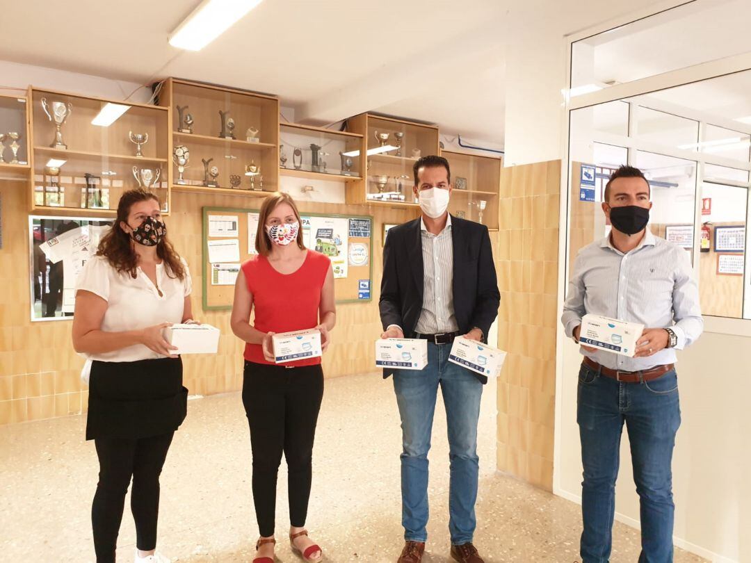 Dirección de Miguel Hernández Elda y Ayuntamiento Elda