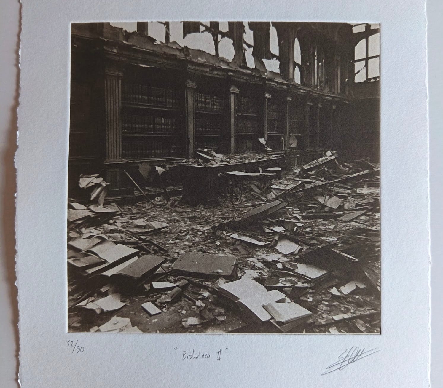 Grabado de la serie 'Bibliotecas' de Elisa Terroba.