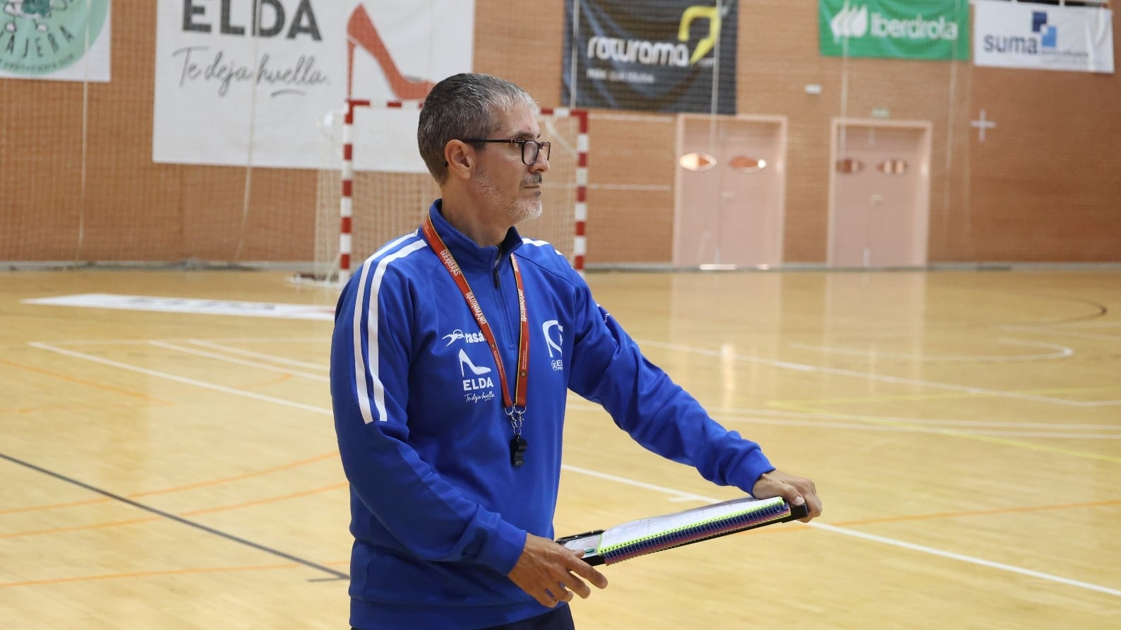 Prades deja de ser entrenador del primer equipo del Elda Prestigio