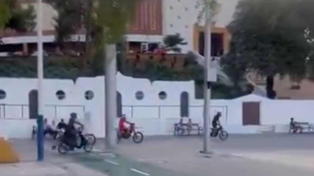 Identificados en Algeciras por participar en una concentración ilegal de motos