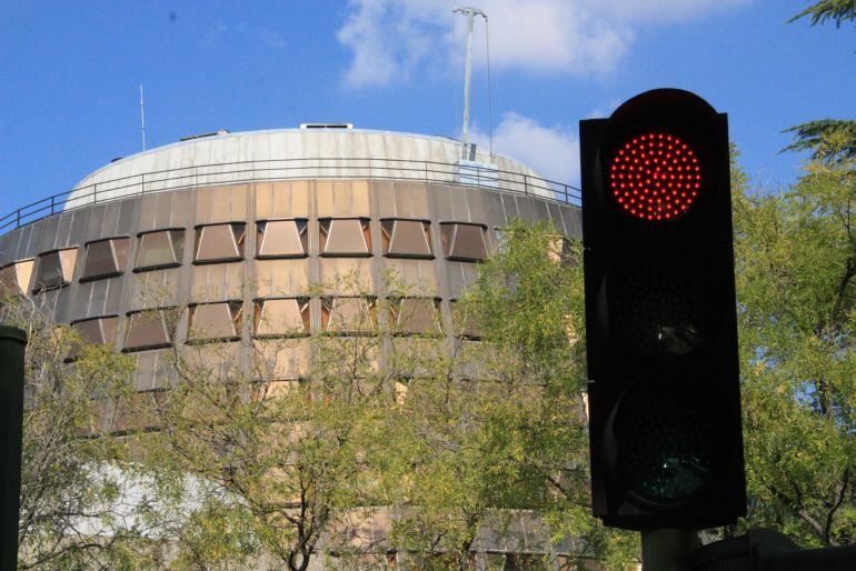 El TC suspèn cautelarment la llei catalana que estableix la creació de les estructures d&#039;Estat