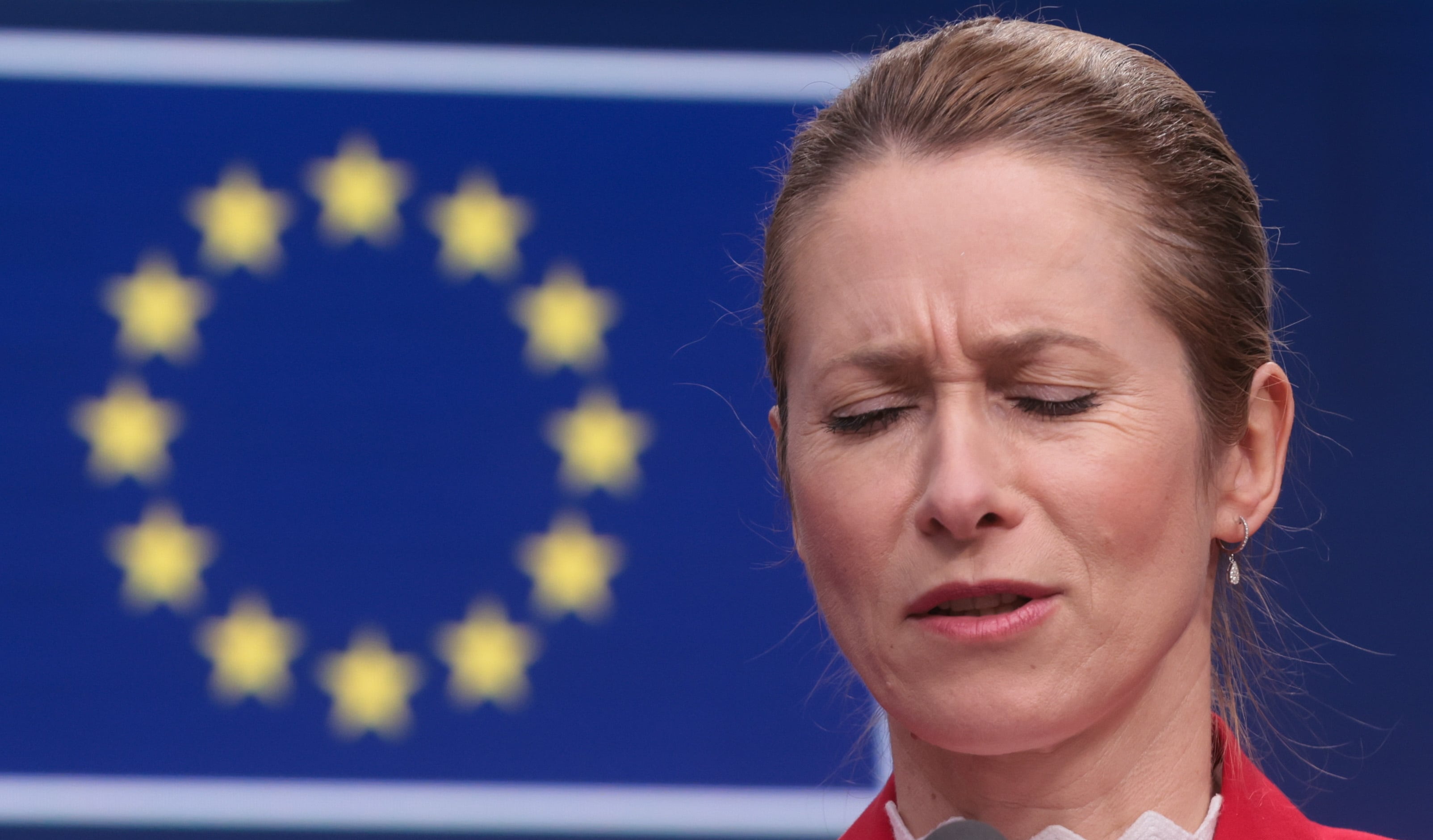 Kaja Kallas durante la rueda de prensa explicando el contenido del encuentro virtual de los ministros de exteriores de la union