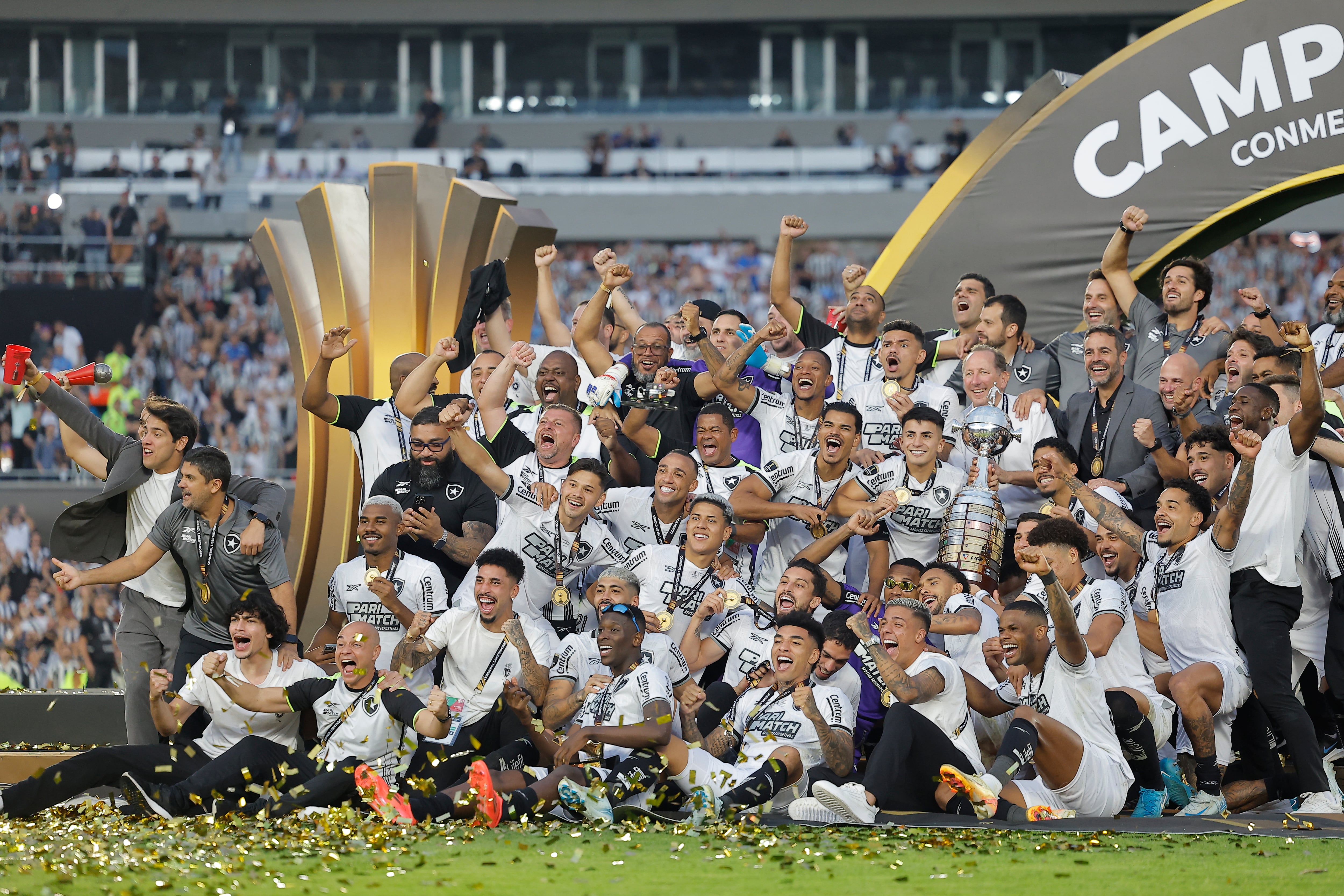 Botafogo celebra la Copa Libertadores tras vencer en la final a Atlético Mineiro