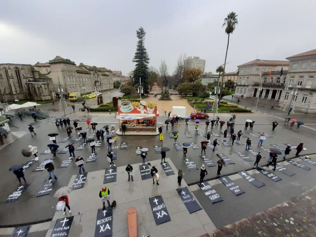 Los Hosteleros  se movilizan contra el “entierro” del sector