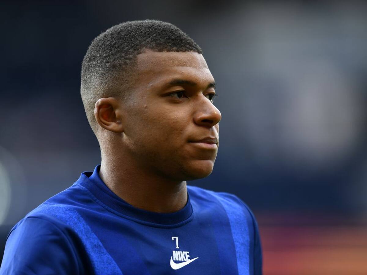 Mbappé: "Estaré en el PSG la próxima temporada e intentaré ganar el máximo de títulos posibles"