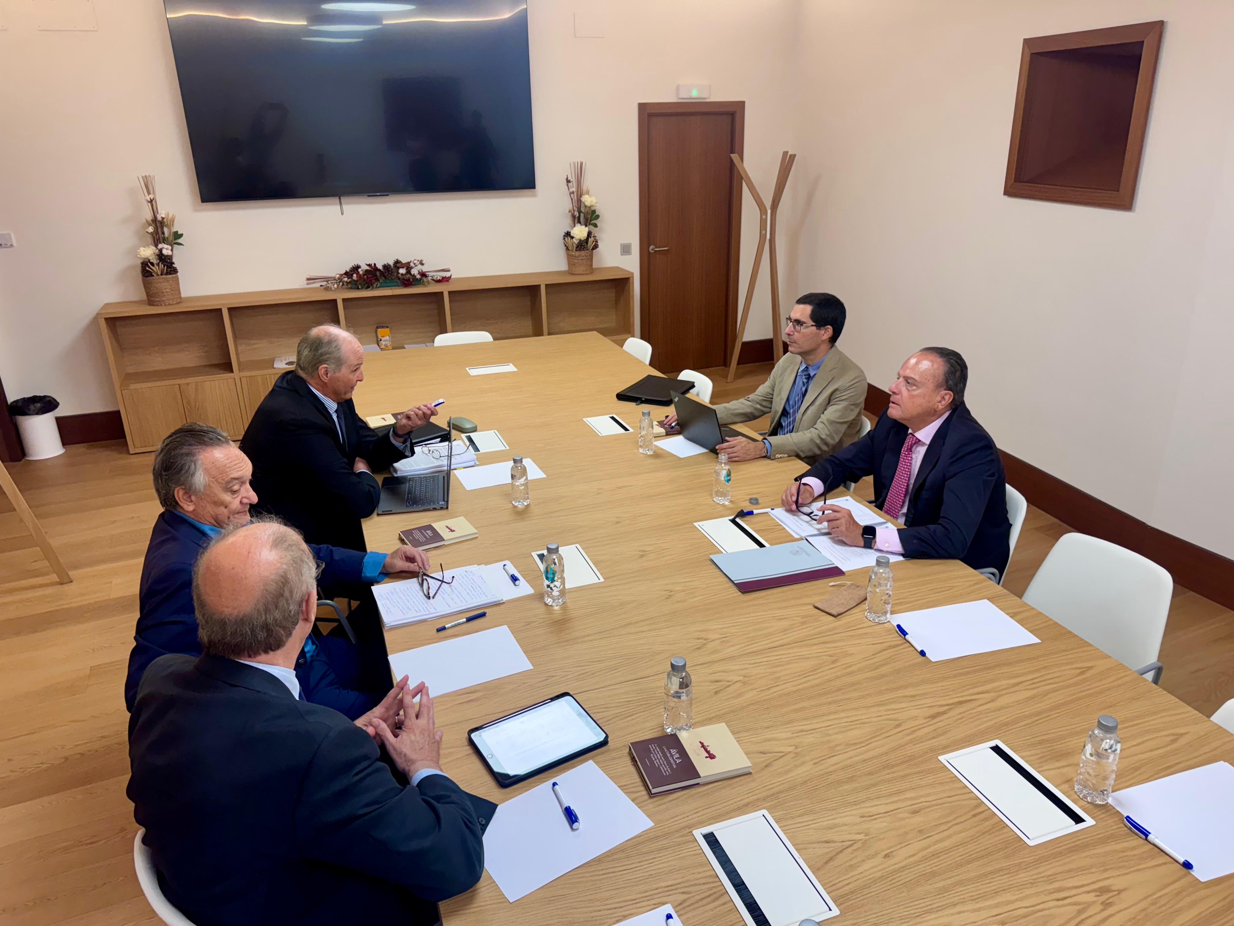 Pleno del Consejo de Cuentas en la Diputación de Ávila