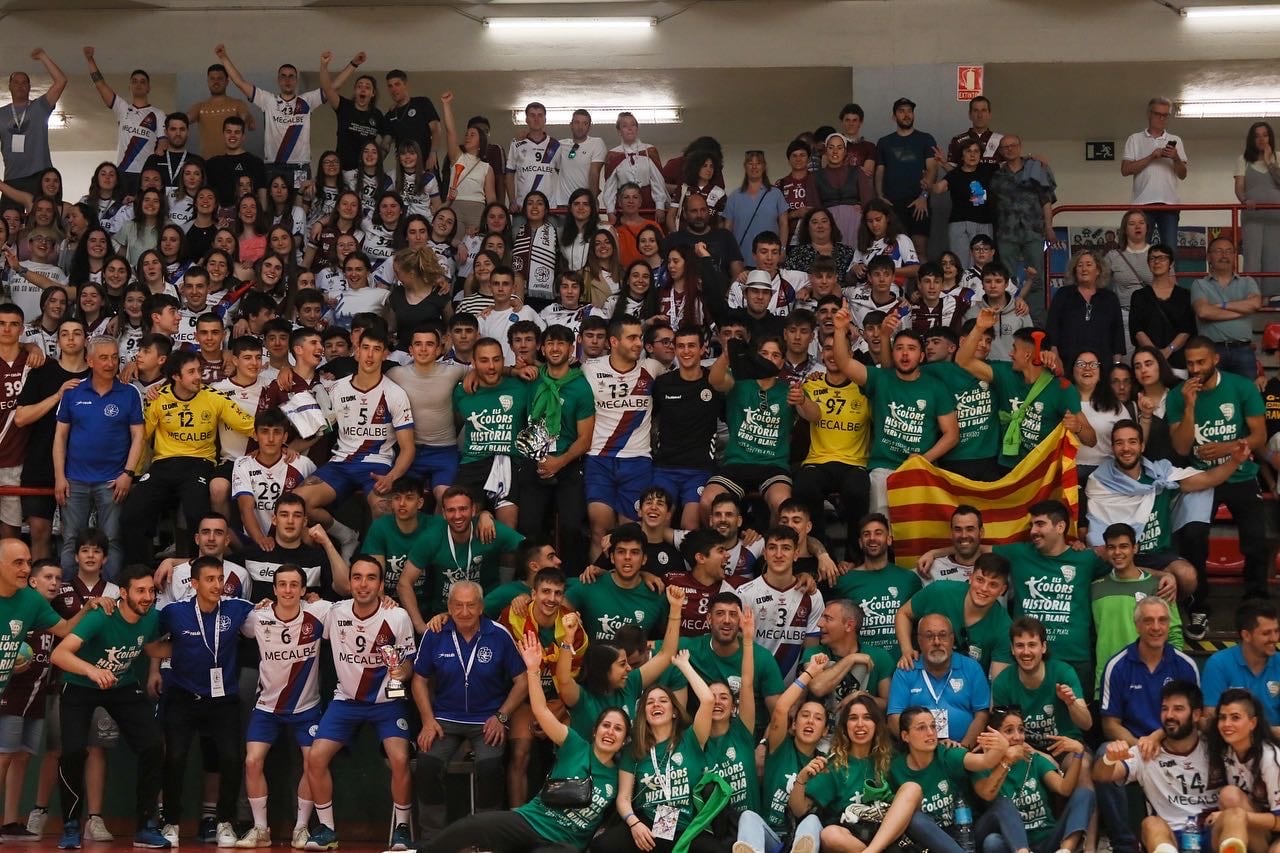 Los equipos celebraron por lo alto el gran fin de semana de balonmano