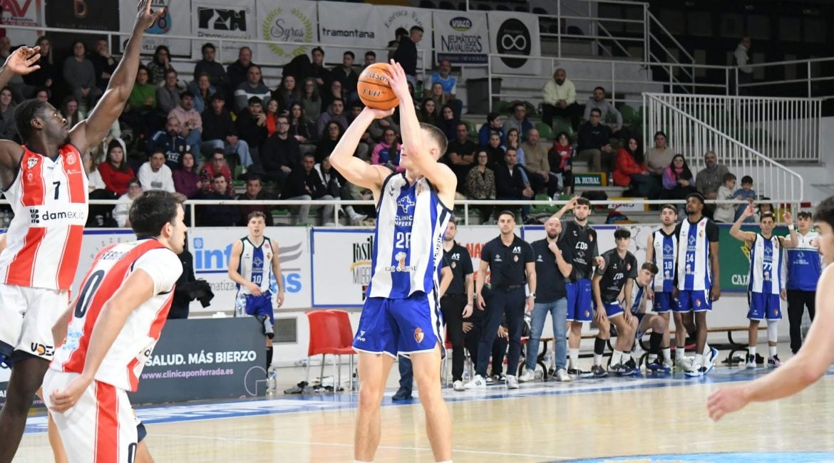 Huesca y Ponferrada suman cinco victorias