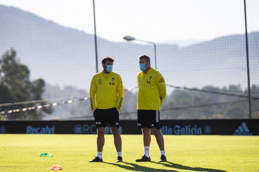 El entrenador del Celta durante un entrenamiento