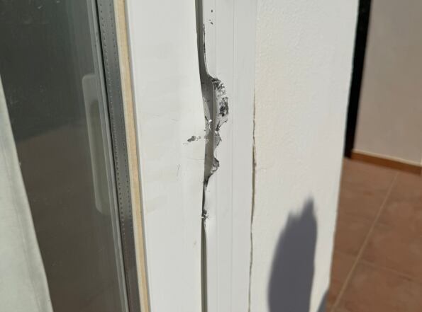 Puerta de la vivienda forzada