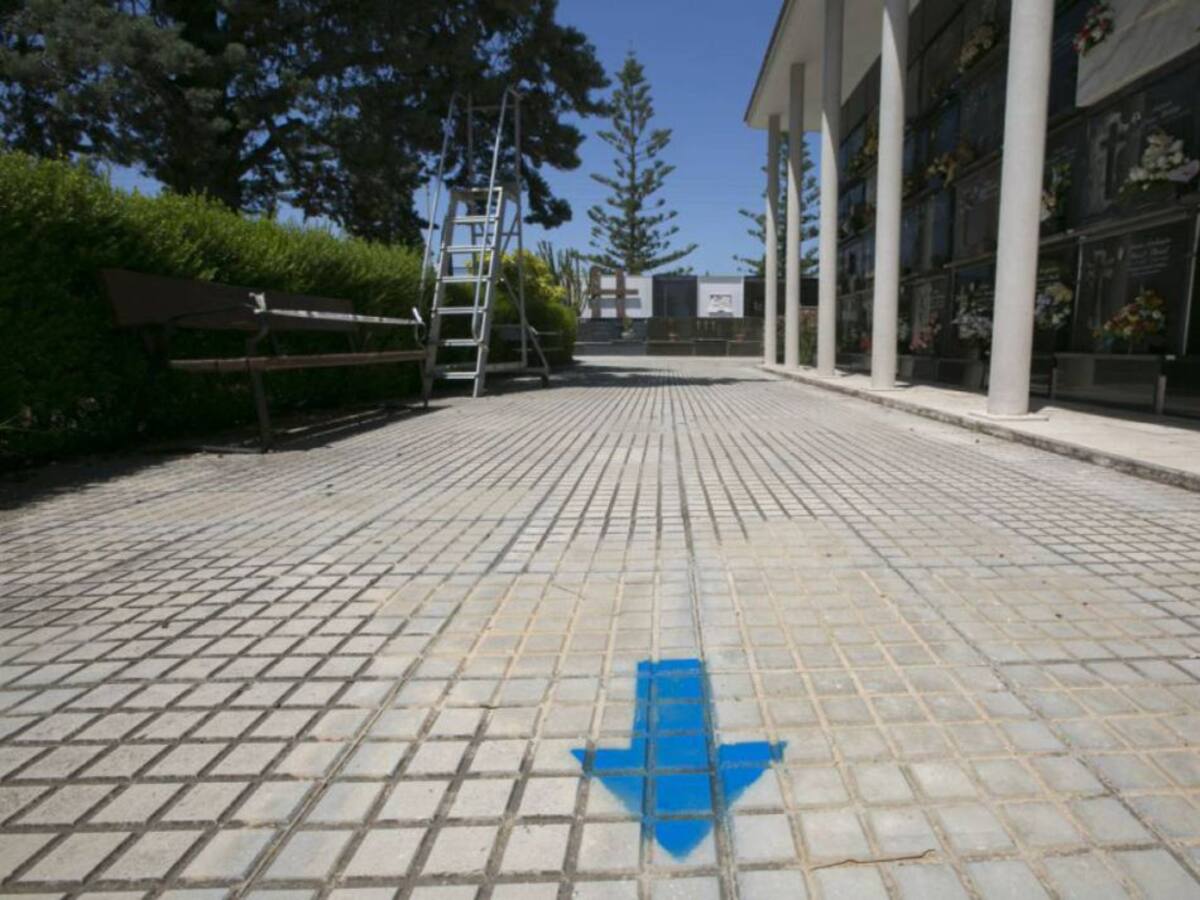 Control de aforo y ampliación de horarios en los cementerios de Gandia, Oliva y Tavernes