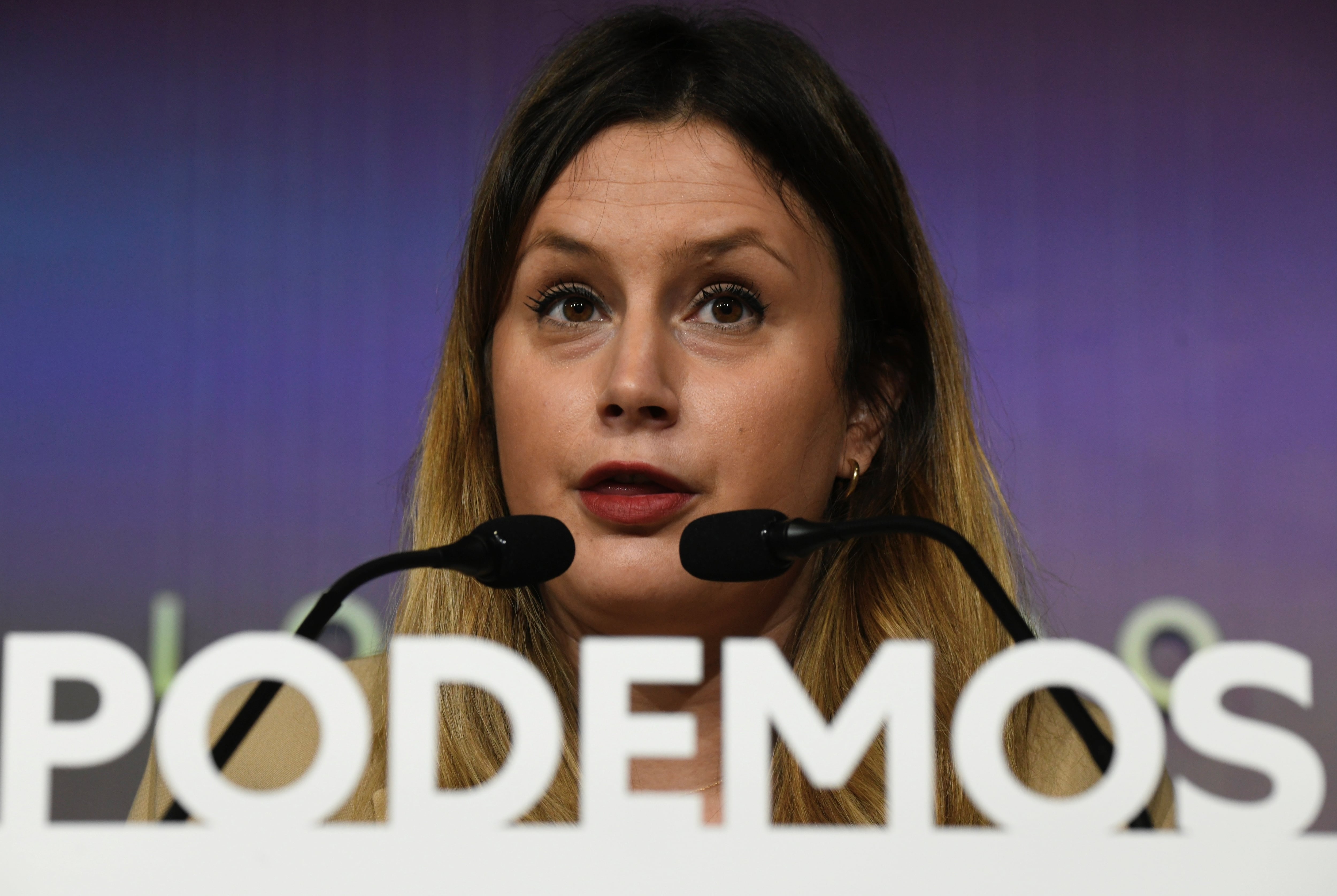 La portavoz de Podemos Alejandra Jacinto da una rueda de prensa este lunes