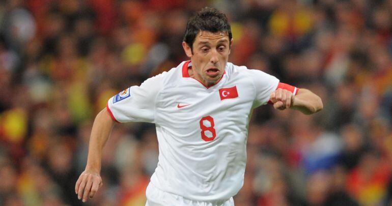 Nihat, durante un partido con Turquía (FOTO DE ARCHIVO)