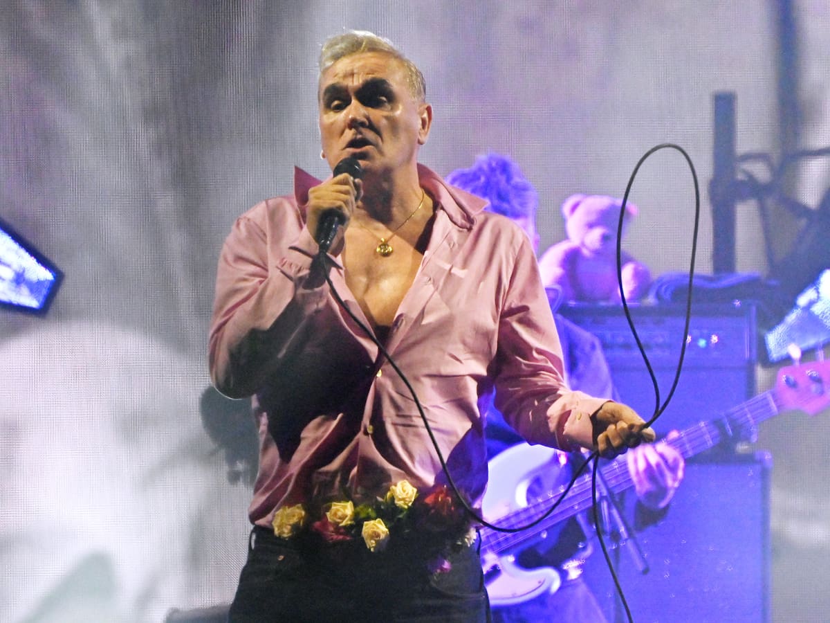 Elvira Lindo defiende a Morrissey: "Si yo hubiera pasado esa noche en Valencia, también habría cancelado el concierto"