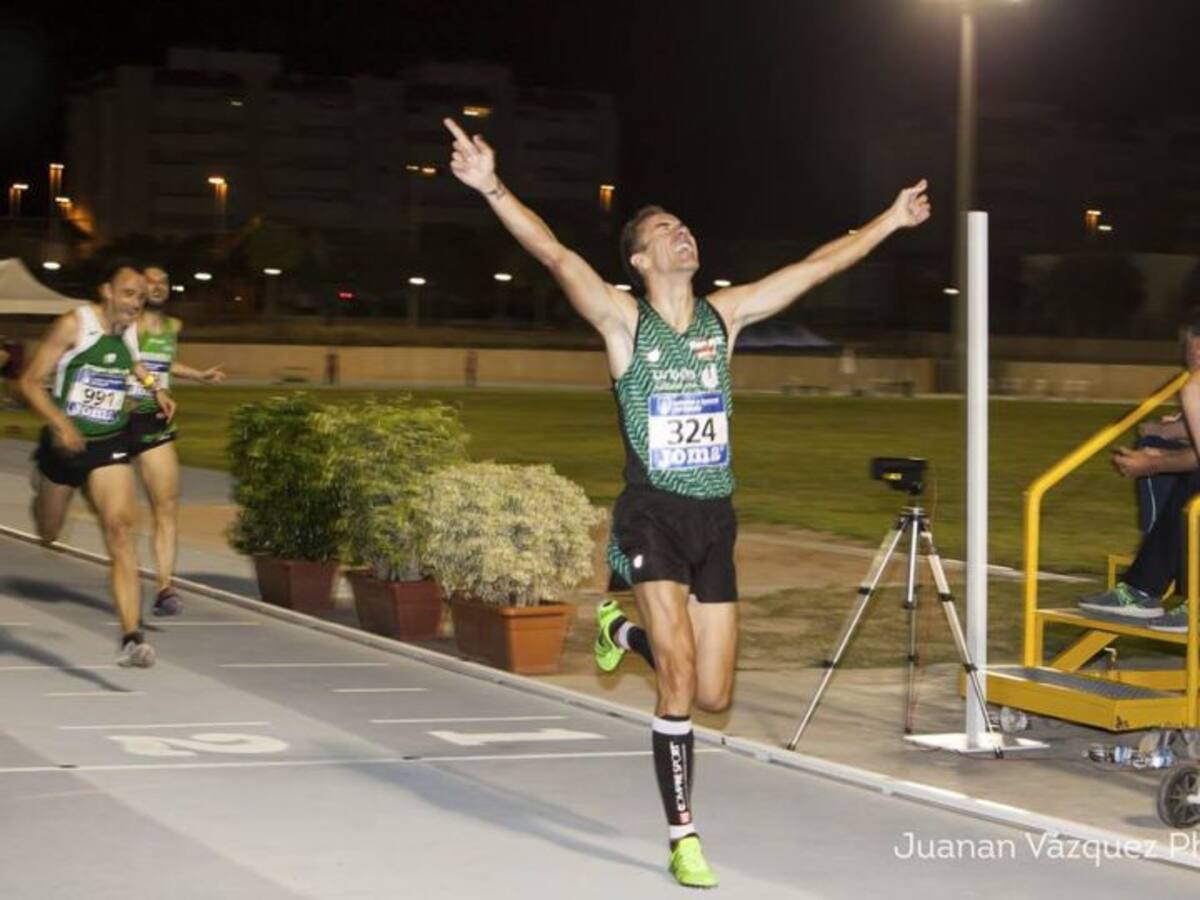 Pedro Esteso logra el oro en 1.500 y la plata en 800 en el Nacional de Veteranos