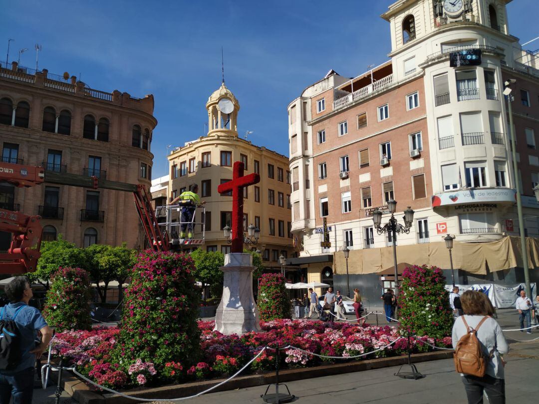 Cruz de Mayo de la plaza de las Tendillas