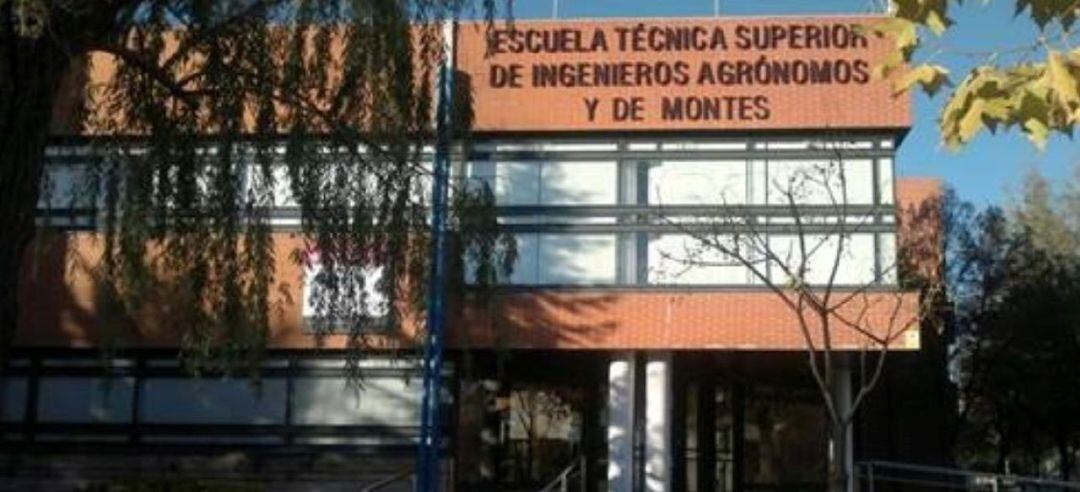 La Escuela de Agrónimos y Montes