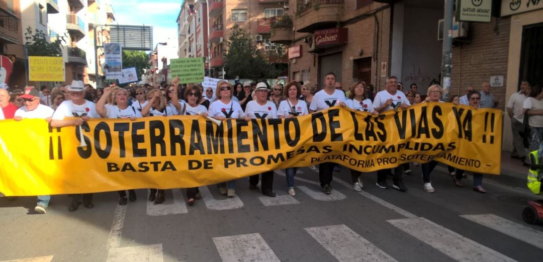 Imagen de la manifestación en defensa del soterramiento que congregó a más de 50.000 personas en las calles de Murcia