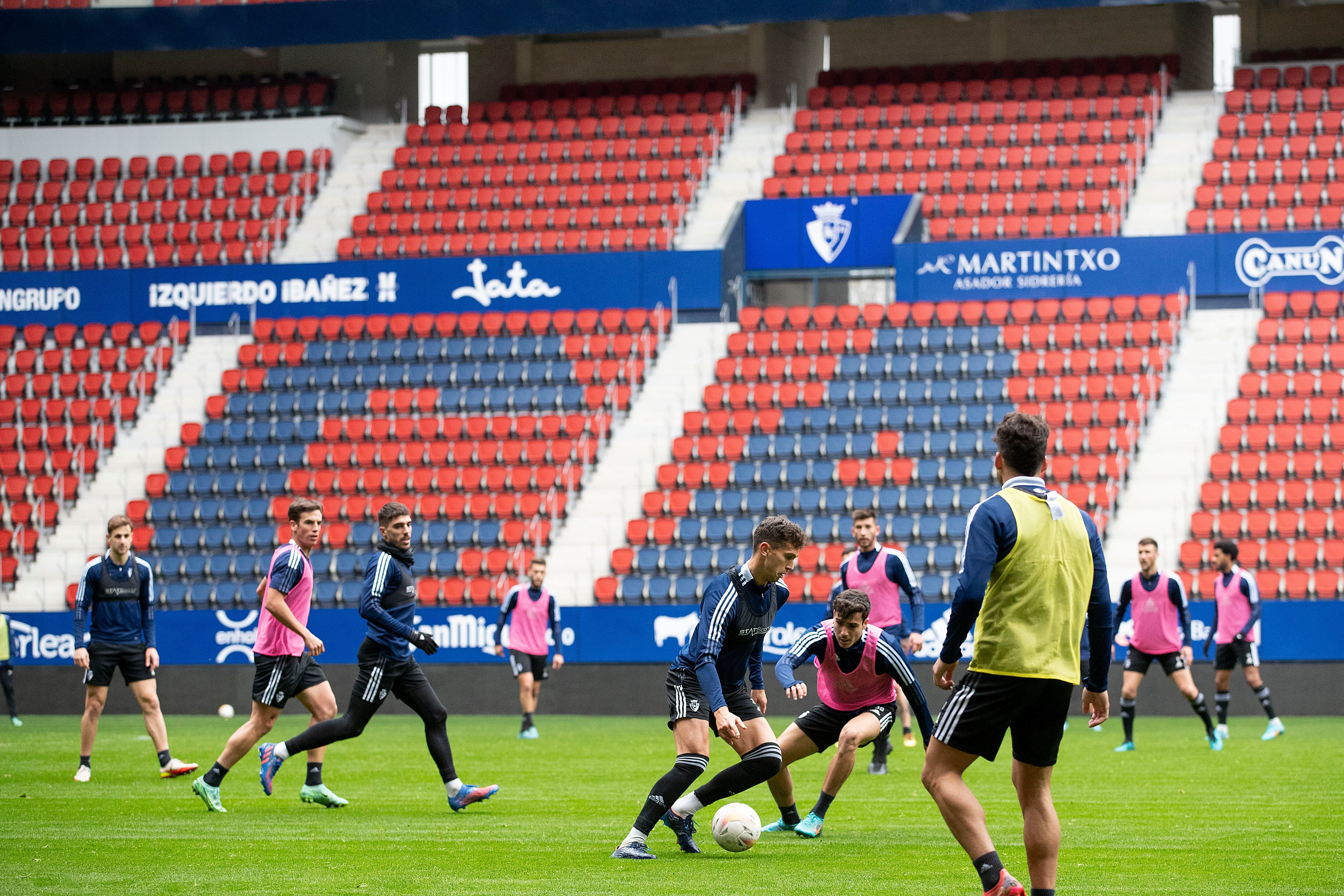 Entrenamiento de Osasuna en la previa de recibir al Levante en el Sadar