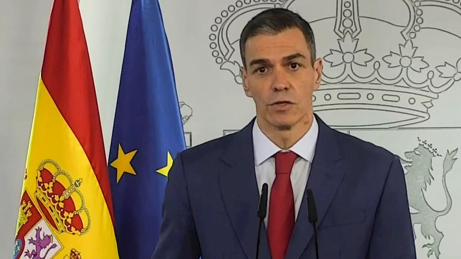 Captura de video de la declaración institucional este miércoles del presidente del Gobierno español, Pedro Sánchez, en el Palacio de la Moncloa.