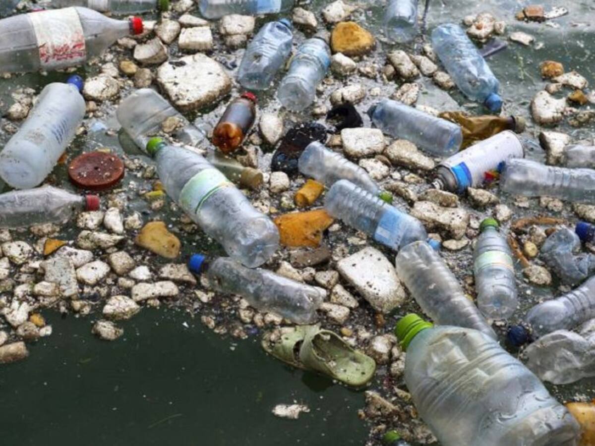 Baleares dice adiós a los plásticos de un solo uso a partir de este sábado